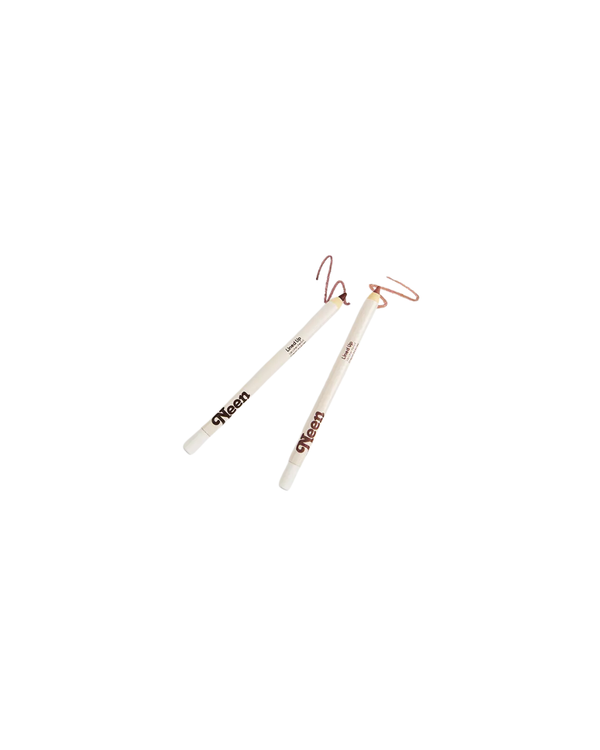 LINED UP LIP LINER