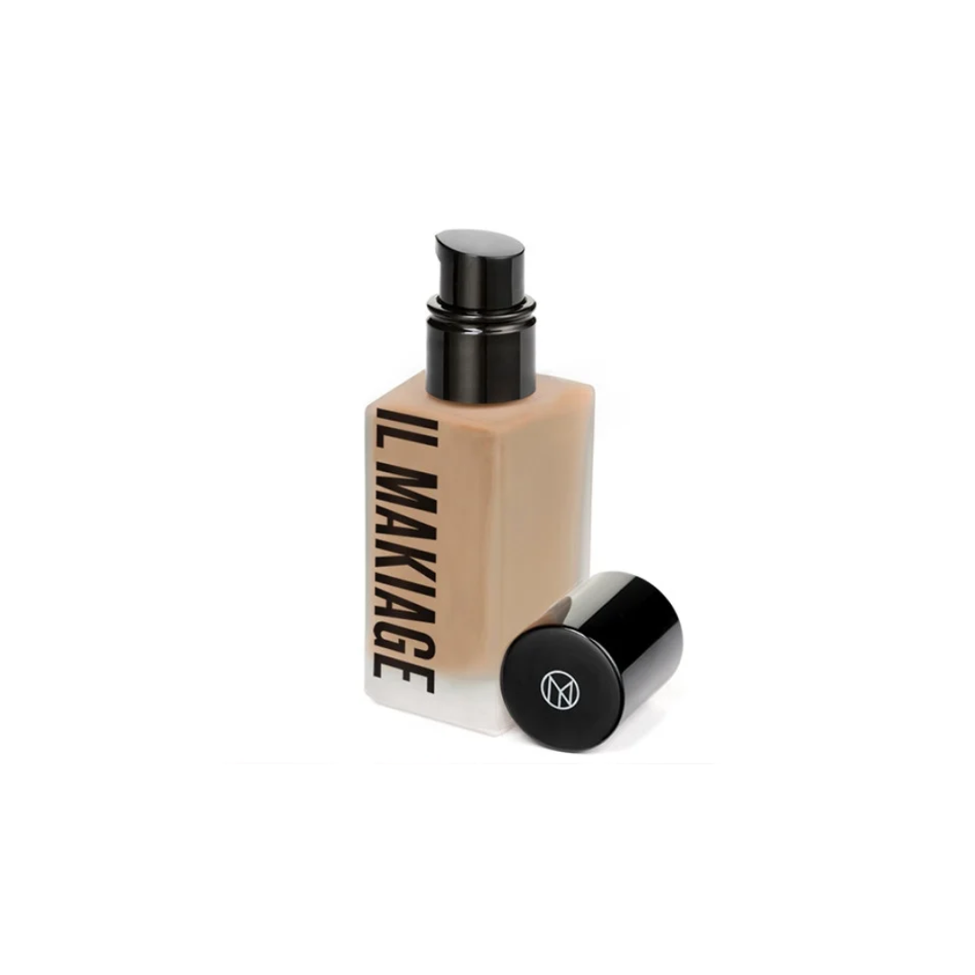 Flawless Base Foundation